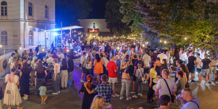 Festival zanastkog piva u Gradišci okupio šest izlagača