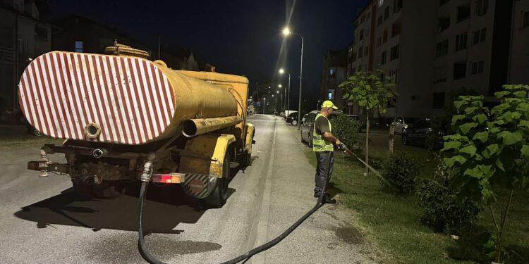 Meteorolozi najavljuju pretežno sunčano i vruće vrijeme, sušni period zahtjeva brigu o biljkama