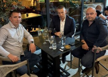 Politički transfer u Gacku: Dva zastupnika prešla u DNS – Nešić poručuje: “Zajedno ćemo pobijediti”