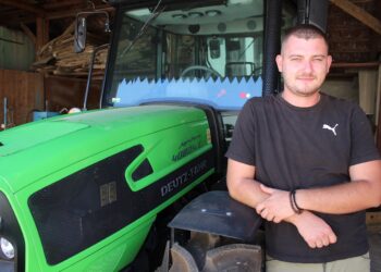 Mile Popović, mladi poljoprivrednik: Plastenik i njiva najbolja fabrika