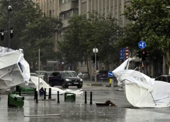 Oluja uništila Ćacilend u Beogradu
