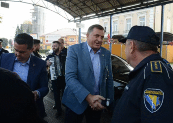 Dodik: “Tražit ću da se naplaćuje 20 eura za ulazak u BiH”