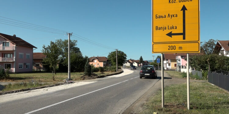 Počela izgradnja trotoara u Čatrnji