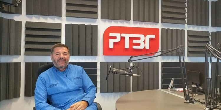 Sveta tajna jeleosvećenja i hramovna slava u Brezik Lamincima