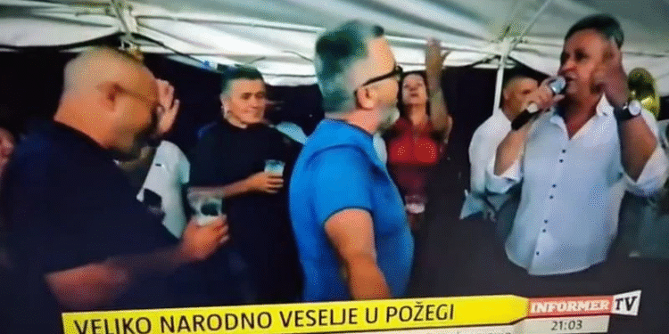 Nemile scene iz Srbije: Vučić i funkcioneri slavili uz pjesmu “Turkinja se pred džamijom klela”