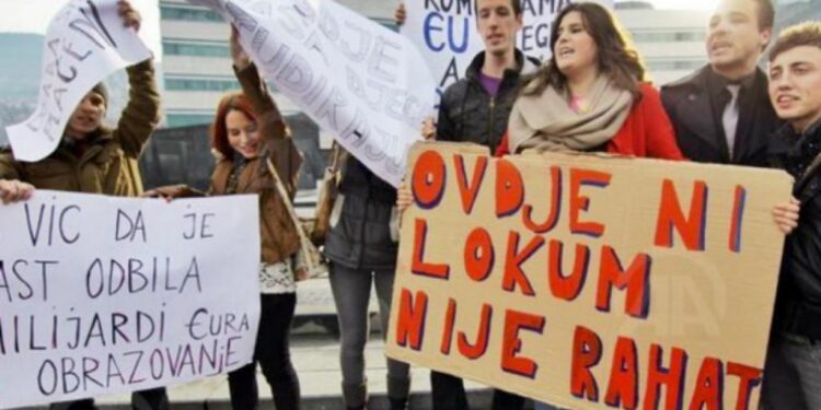 Bh. političari od sutr na kolektivnom godišnjem odmoru: Jesu li zaslužili?