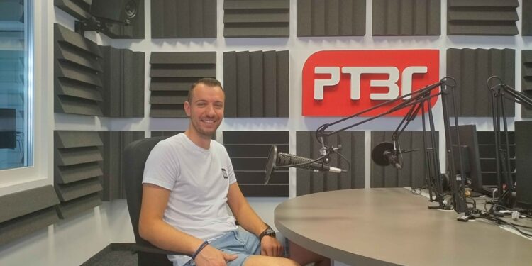 Peti turnir u odbojci na pijesku u Kruškiku