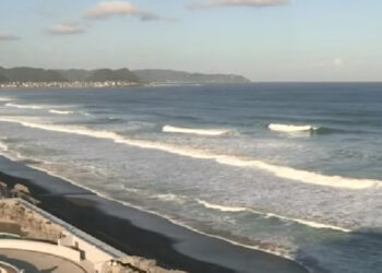 Zemljotres (8.8 po Richteru) pogodio Rusiju, tsunami stigao do Havaja i Japana