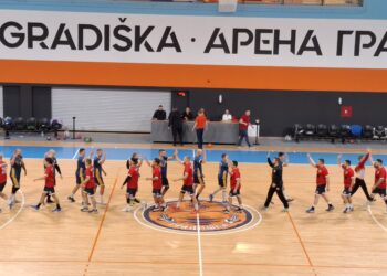 Kovačevićevih 15 odbrana i Jankovićevih 9 golova za ubjedljivu pobjedu (FOTO)