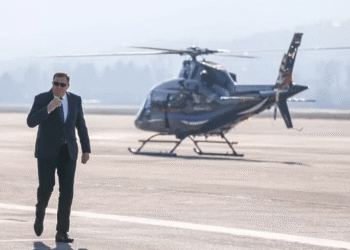 Dodik sve po starom: Koristi helikopter, pratnju, osiguranje