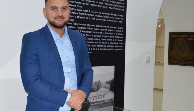 (FOTO) Razboj viđen očima publiciste: Dragan Đurđević u knjigama otkriva ono što je istorija prećutkivala