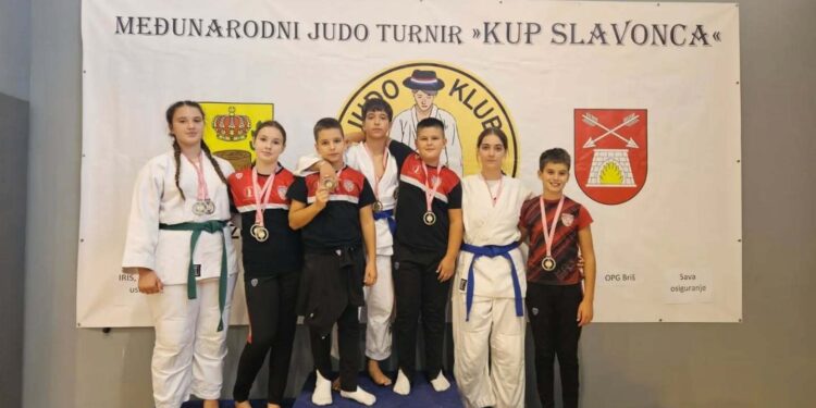 Džudisti „Kozare“ osvojili devet medalja u Hrvatskoj