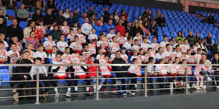 Kamp FK Crvena Zvezda u Gradišci okupio 60 mališana (FOTO)