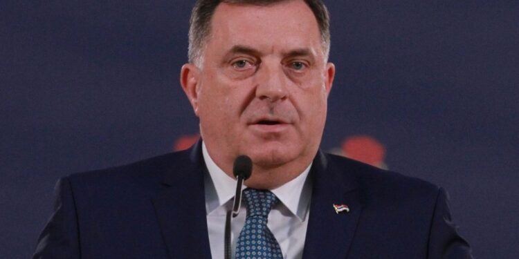 Dodik o Siniši Karanu: Umjesto jednog Dodika, koji se tukao politički, sad su dobili dva