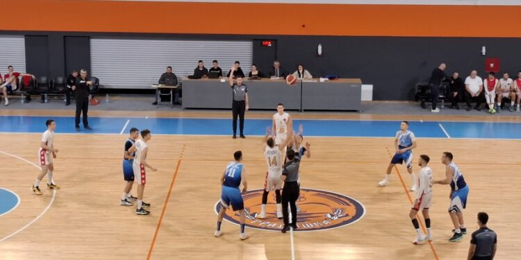 Košarkaši Stars Basketa sezonu počinju u gradiškoj Areni