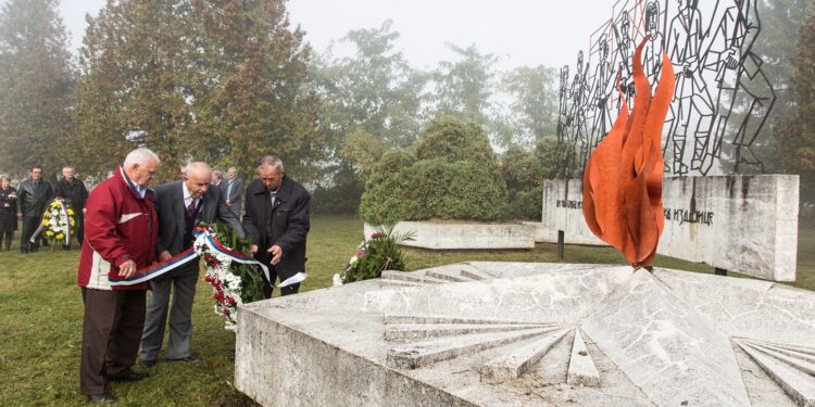 Sećanje na crveni oktobar na Kozari 1942. godine