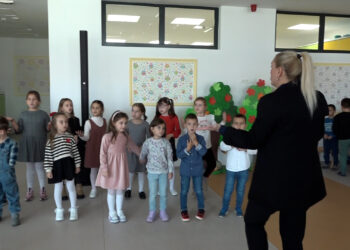 Polaznici muzičkog zabavišta priredili program za djecu u gradskim vrtićima