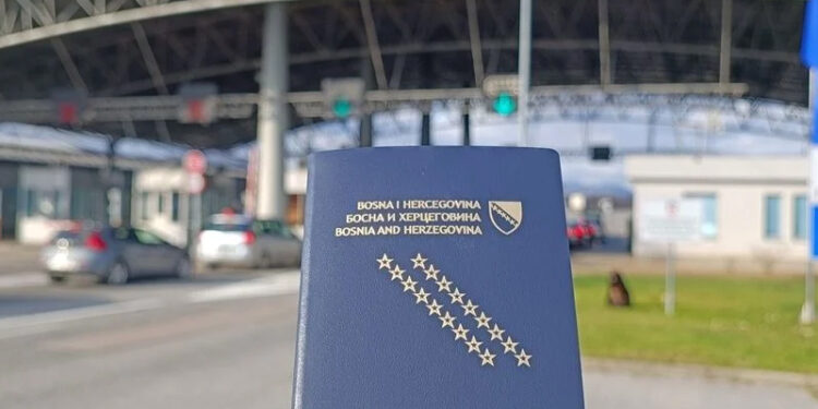 BiH među 50 najpouzdanijih pasoša svijeta: Građani mogu putovati u 122 zemlje bez vize