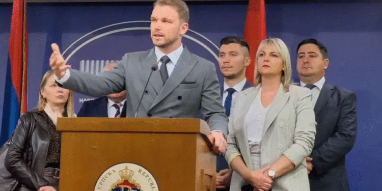 Stanivuković spreman podržati Blanušu, SDS i PDP ponovo za istim stolom