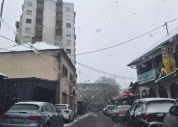 Gradiška, gradsko područje, prvi snijeg, 22.11.2025.godine.
