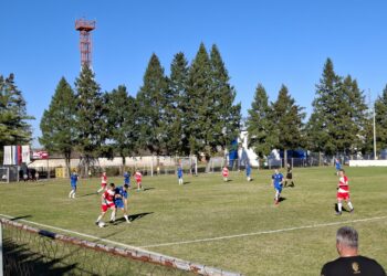 Torpedu lokalni derbi u Novoj Topoli (FOTO)