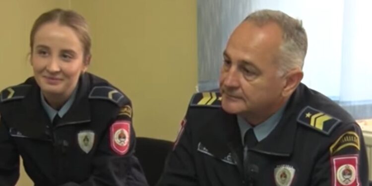 Porodična priča iz Srpca: Dvije generacije Ignjatića u plavoj uniformi (VIDEO)