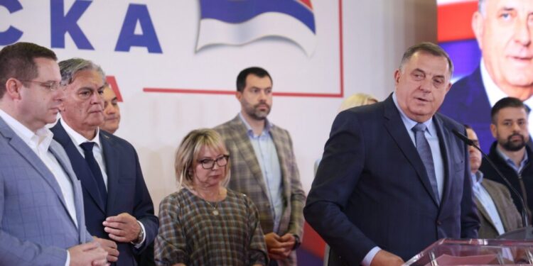 Alarm u SNSD-u nakon tijesne pobjede Siniše Karana