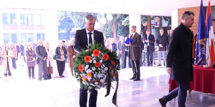 Jedinstvena po svom sastavu, a besmrtna po djelima, Studentska brigada je u vremenu najtežih iskušenja odgovorila na poziv otadžbine.