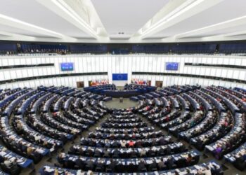 Evropski parlament usvojio rezoluciju: Zabranjuje se pristup društvenim mrežama mlađim od 16 godina