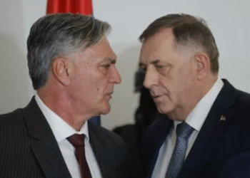 Trojka i dalje nemoćna, Dodik i Čović i dalje vladaju