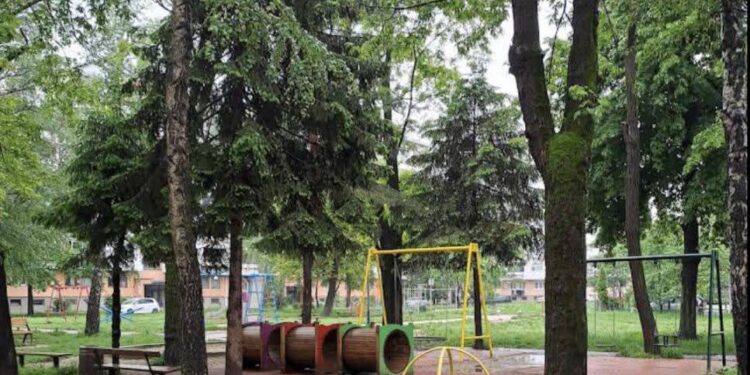 Građani Banjaluke ogorčeni: Žele uništiti dječiji park kako bi napravili parking