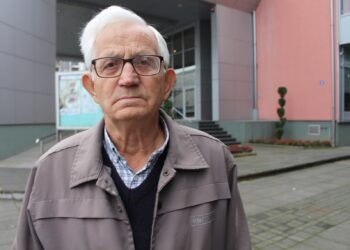 Danilo Karapetrović pola vijeka nosi pjesnički teret