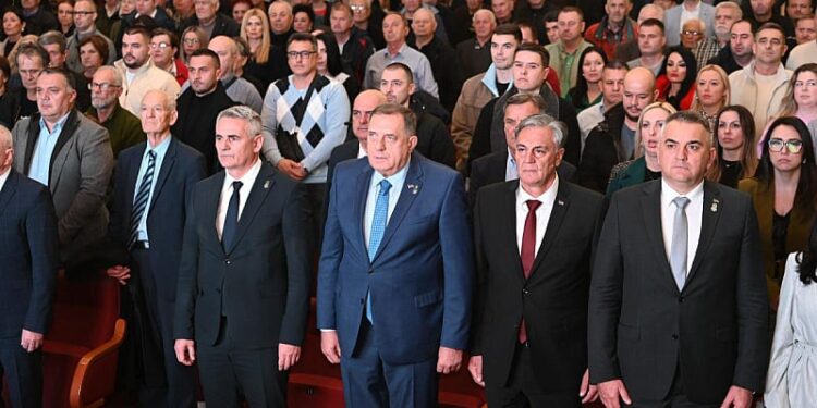 Dodik u Brčkom ponovo zaoštrio retoriku: “Globalisti” i “muslimani” protiv “hrišćana”