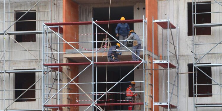 Sve skuplje, sve na rate: Bh. građani prezaduženi – stanovi “pojeli” 3,5 milijarde KM