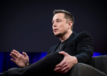 Elon Musk: Siromaštvo će nestati zahvaljujući AI i robotima