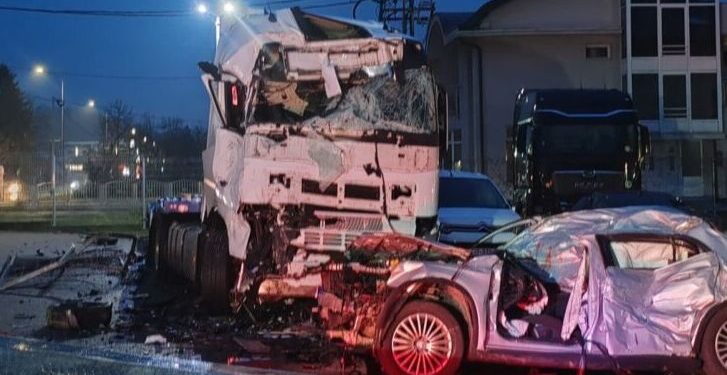 Mladić iz Laktaša izgubio život u teškoj saobraćajnoj nesreći