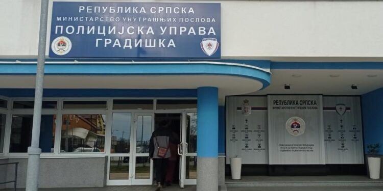 Višestrukom povratniku u činjenju težih prekršaja privremeno oduzet putnički automobil