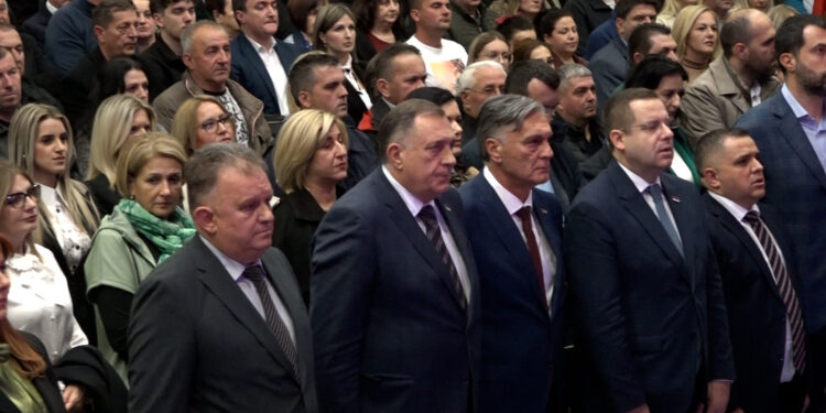 Dodik u Gradišci: „Glasanje za Karana je glas za Republiku Srpsku“