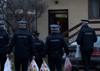 Policija uljepšala praznike porodici Ćirić u Podgradcima