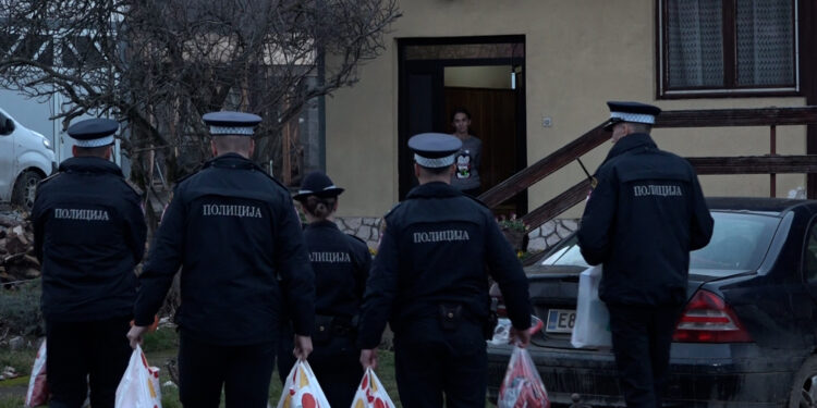 Policija uljepšala praznike porodici Ćirić u Podgradcima