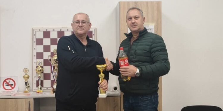 Zlatko Sarajlić pobjednik prvenstva šahovskog kluba Lijevče iz Nove Topole