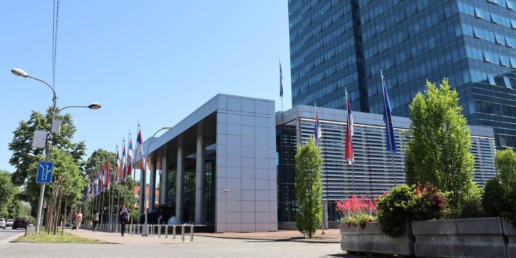 Zanimljiva situacija u manjem bh. entitetu: Vlada RS razriješila Nedeljka Jovića, pa ga imenovala za direktora