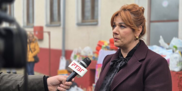 Pomoć Aktiva žena SNSD Gradiška u Nedjelji solidarnosti