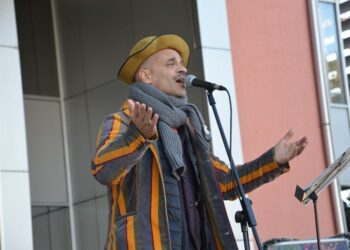 Glumac Ivan Jevtović obećao u Gradišci: Čim se vratim u Beograd idem sa suprugom na klizanje