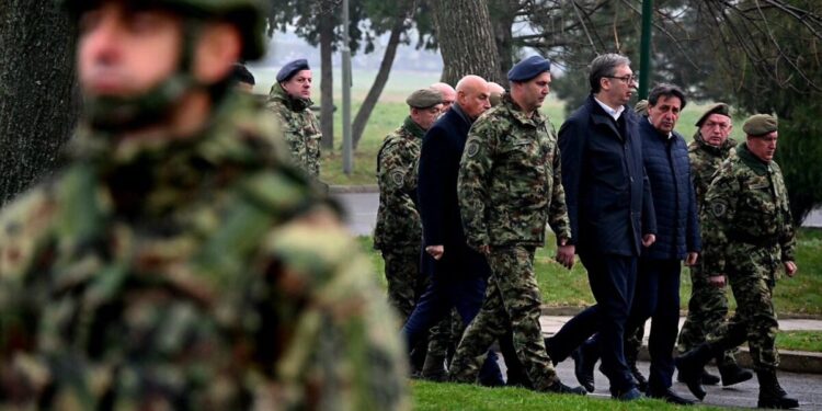 Vučić o jačanju vojske: Hrvatska se ubrzano naoružava, Srbija svakodnevno nabavlja opremu