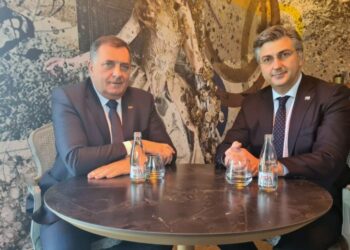 Magazinović pitao Dodika zašto nije upitao Plenkovića za Trgovsku goru kada se našao sa njim?