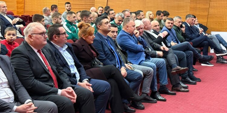Gradski fudbalski savez Gradiška izabrao najbolje u 2025. godini (FOTO)