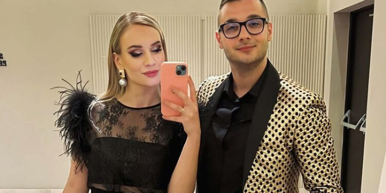 Bh. pjevačici hakovali TikTok profil: “Nisam pristala na ucjenu, tražili su mi 1.000 dolara”