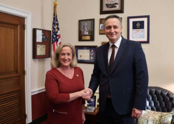 Bećirović iz Washingtona poručio: Bosna i Hercegovina opstaje, propali su projekti podjela