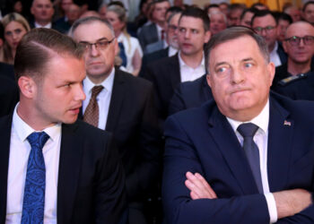 Stanivuković Dodiku: “Nikada niste slušali narod, samo ste pljačkali RS”